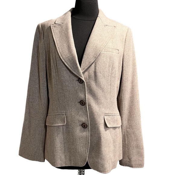 NEW Banana Republic Tan Cashmere & Wool Blend 3 Button Blazer Women’s size 12 - Picture 3 of 9